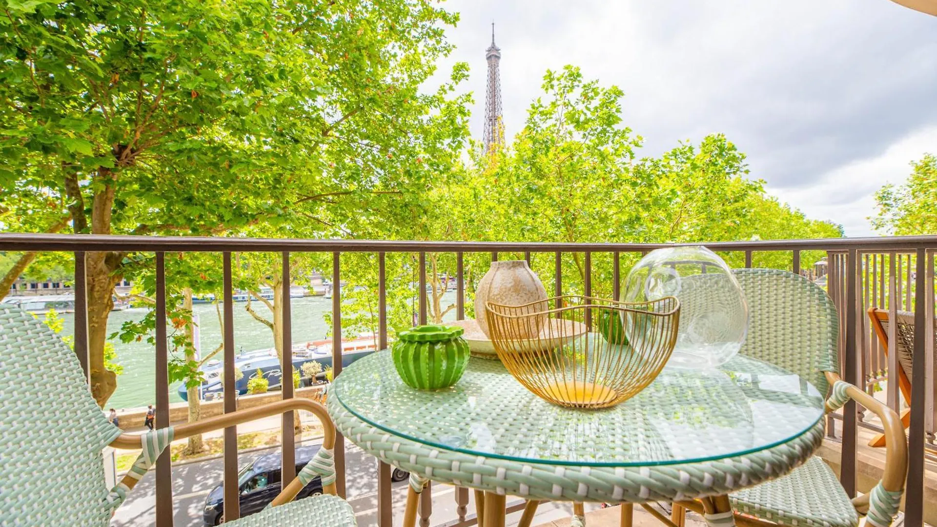 Appartement Luxury Flat Eiffel Tower View à Paris